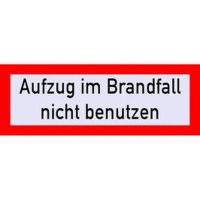 Schild Aufzug im Brandfall nicht benutzen